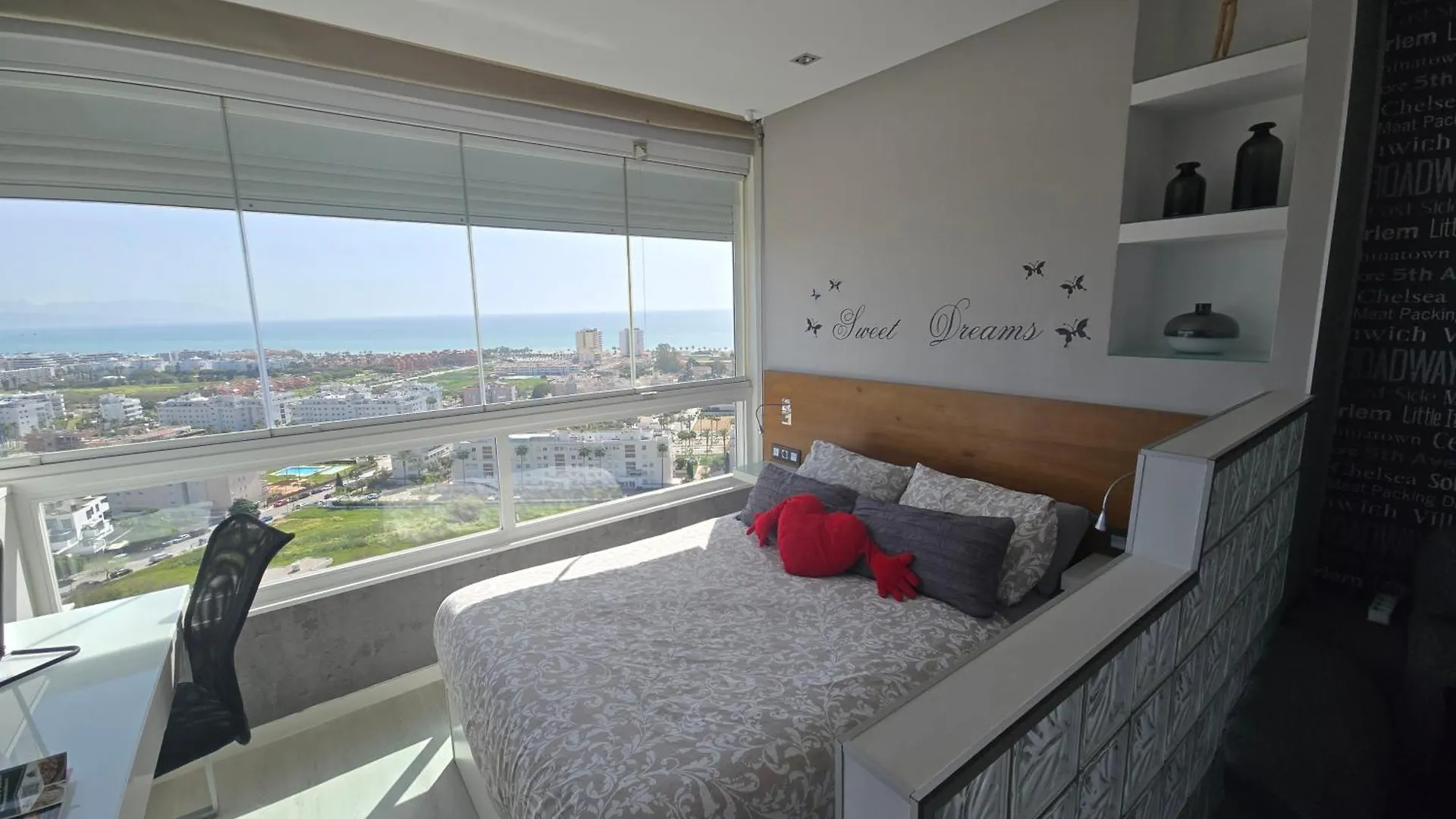 Estudio III Vistas Mar, Tren Y Malaga Torremolinos Spanje